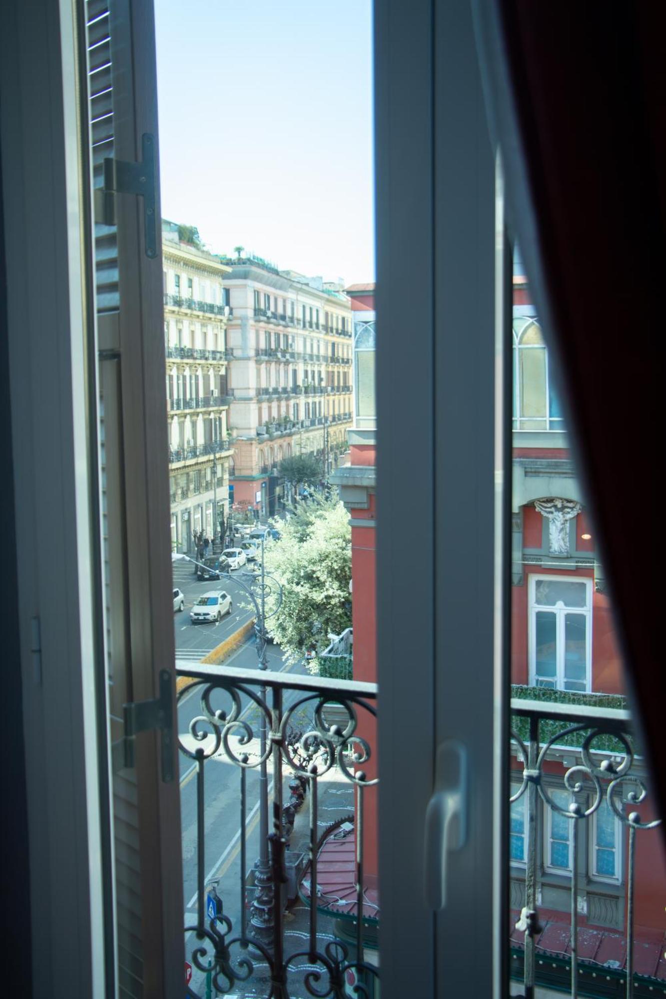 Hotel Beb Umberto I Napoli Exterior foto
