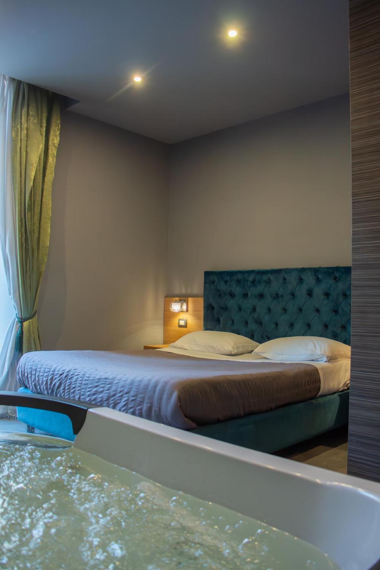 Hotel Beb Umberto I Napoli Exterior foto