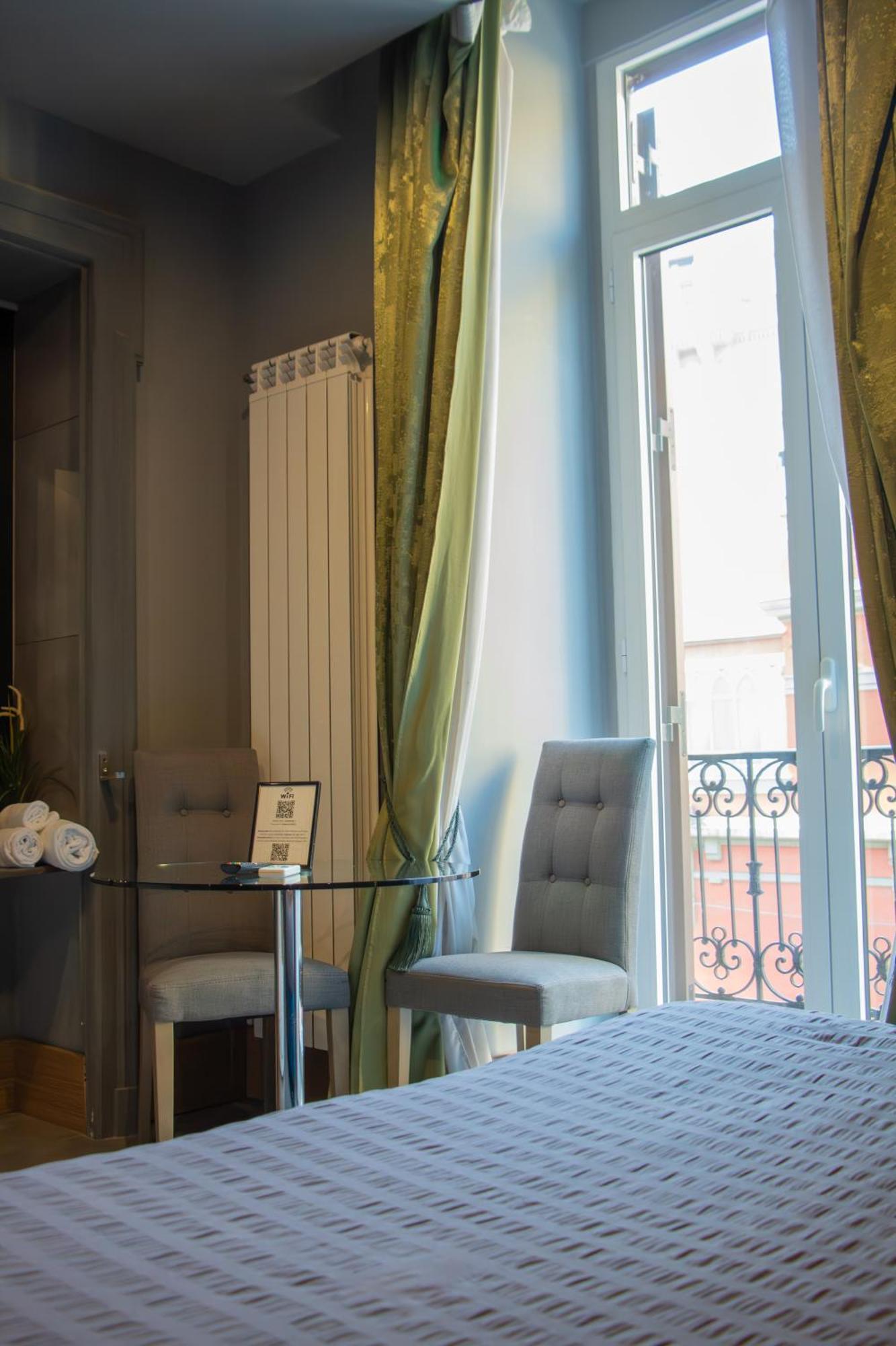 Hotel Beb Umberto I Napoli Exterior foto